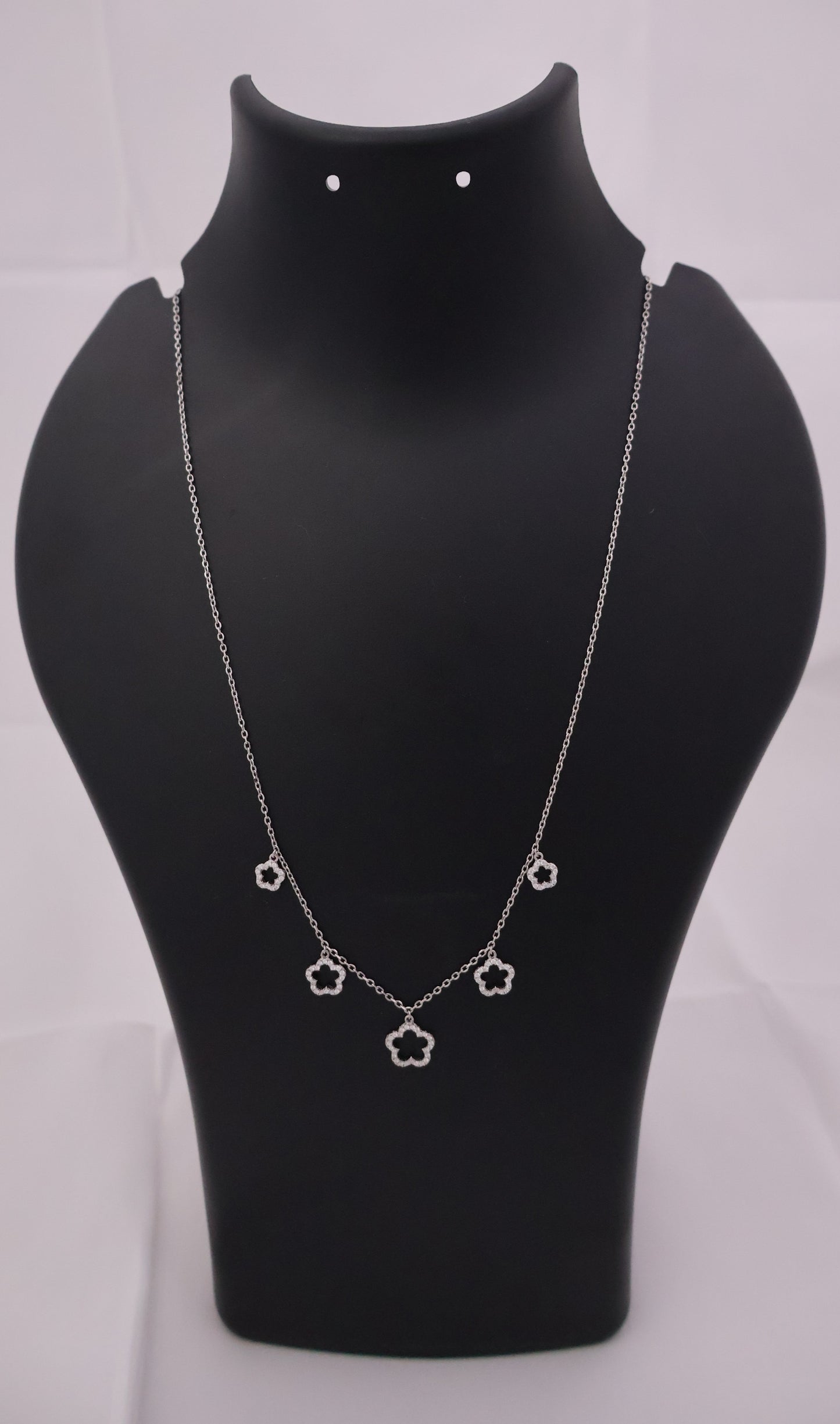 Elegant Silver Floral Charm Necklace