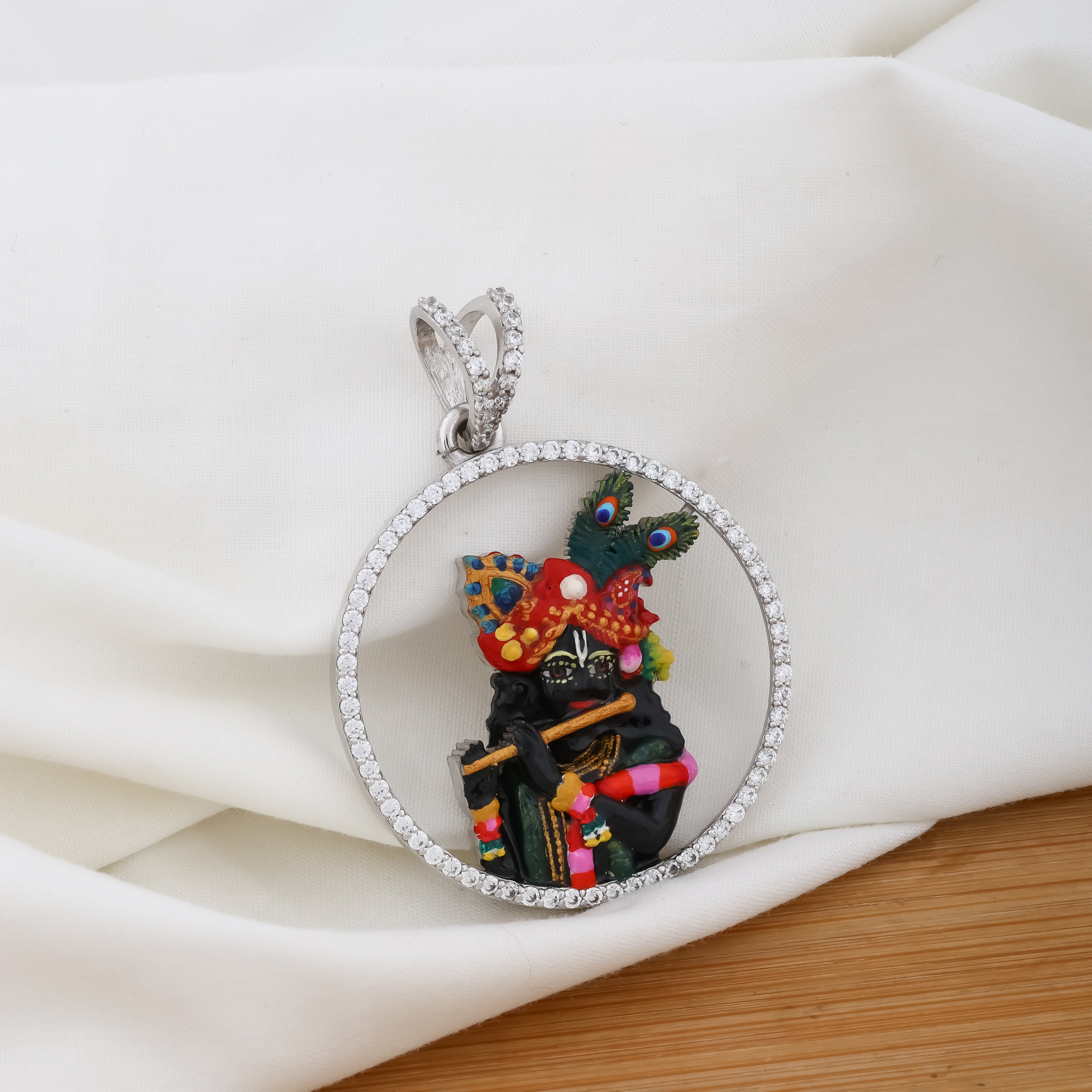 Radhamadhav pendant