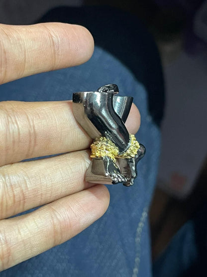 Shree Radharamanju Charan Pendant