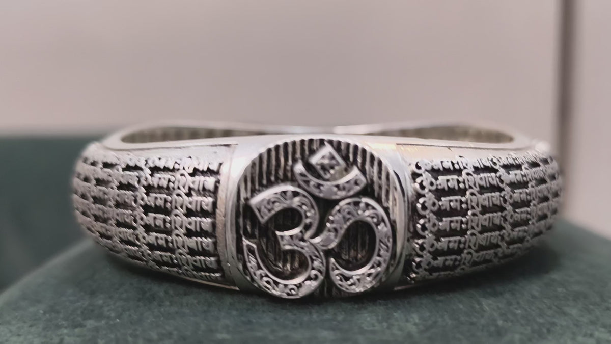 925 SILVER Lord Shiva "Om Namah Shivay" Engraved Silver Kada (Bracelet)